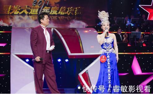 艺术学院|她5岁双目失明,却在《星光大道》一唱成名,如今生活怎么样了?