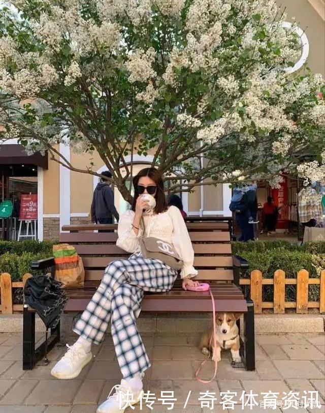 冬天街头的“英伦时尚”，我劝你这样穿，英伦女性的优雅你也能有