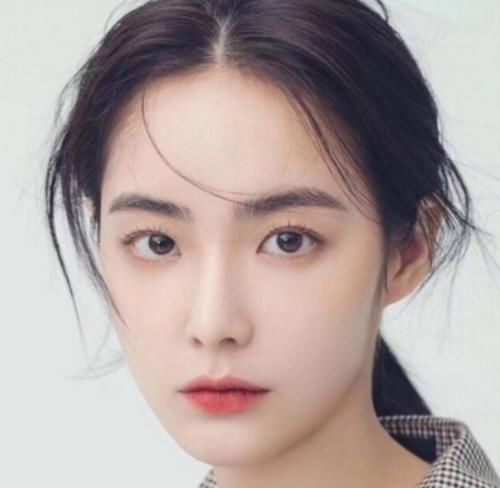 特征|学生党自毁鼻型的3个特征,鼻子会变得越来越难看,难怪颜值一落千丈