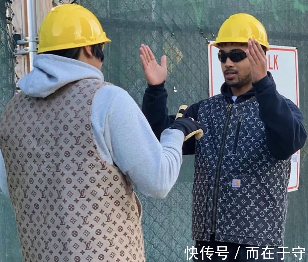 潮流 潮流大神最爱干的事就是把LV、Gucci和爱马仕剪碎做成“假货”?