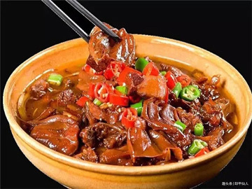 肋骨|美食推荐蒜香南乳牛肋骨、冰锅海螺、富贵鸭掌制作方法