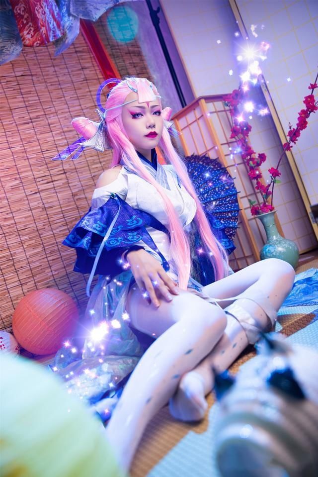 妹子|三位国人妹子COS人气手游《王者荣耀》角色貂蝉！画面十分唯美