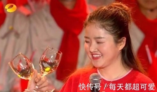 红酒|央视猪年春晚,刘谦表演的魔术节目《魔壶》原理解密