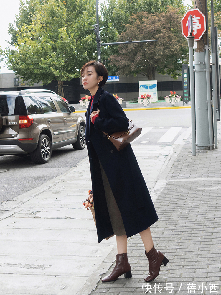 牛津鞋 你的鞋子该换了,今年穿大衣就配这4双,时髦不说还显瘦又显高