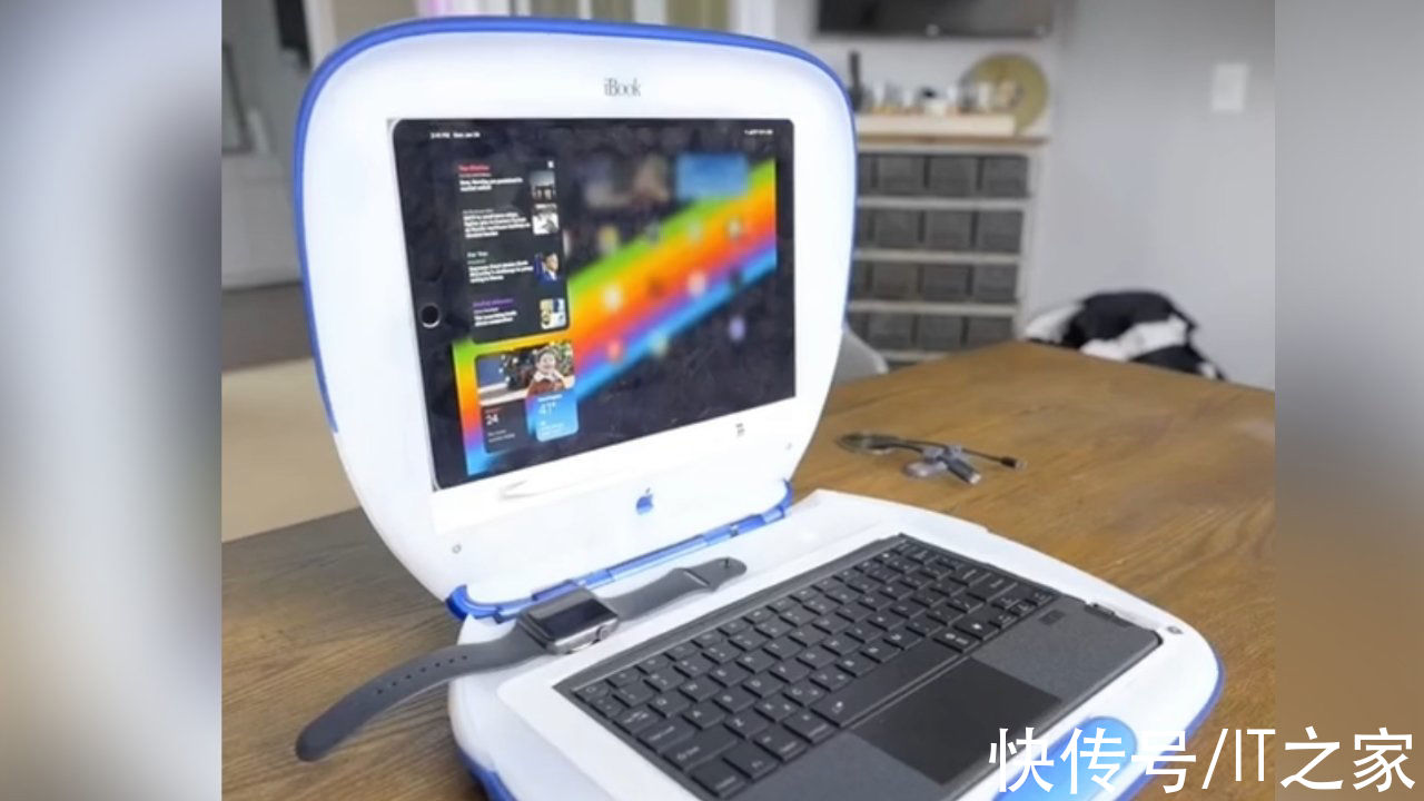 极具创意：用户将苹果 iBook G3 改装成 iPad 外壳