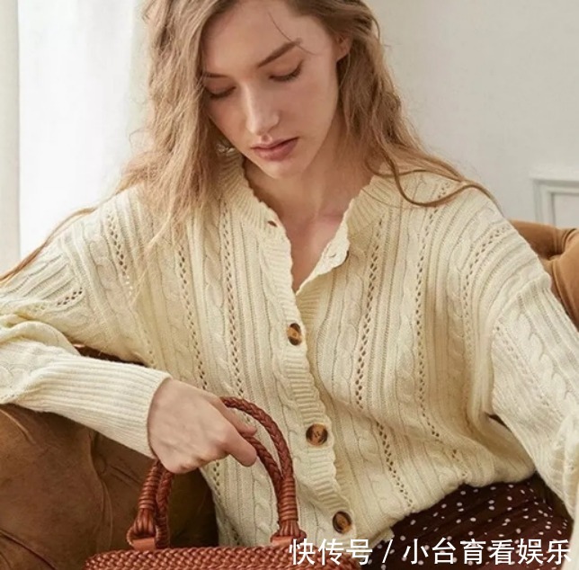 毛衣+裙子,早春的单品就要这么搭!高级感爆棚