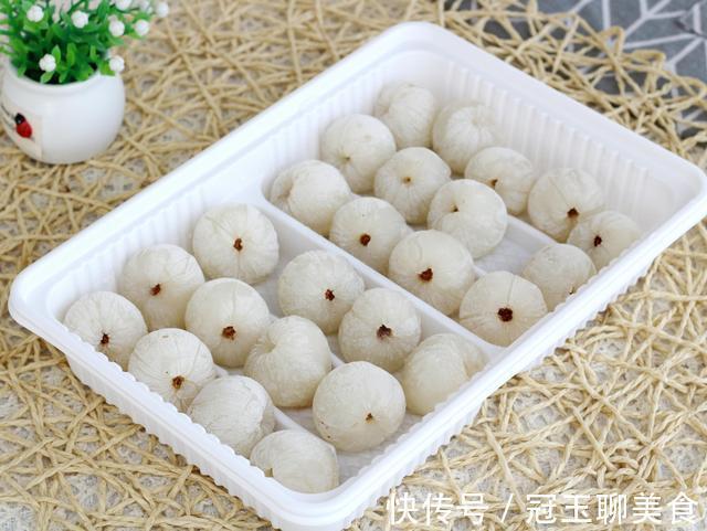 冰箱|有5种水果，放冰箱里冻起来，比新鲜的还好吃，夏天不用买雪糕了