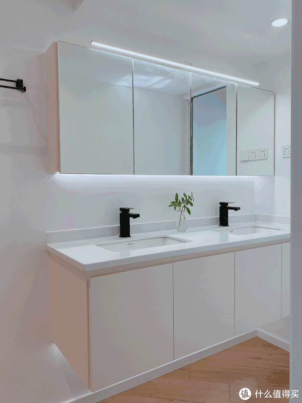 小空间|绝了！82㎡六口之家0杂物，还凭空多出两间房？！