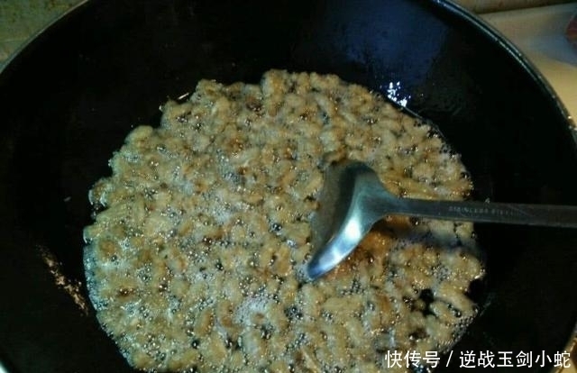 猪油|“猪油渣”到底能不能吃?很多人都弄错了,看完才明白