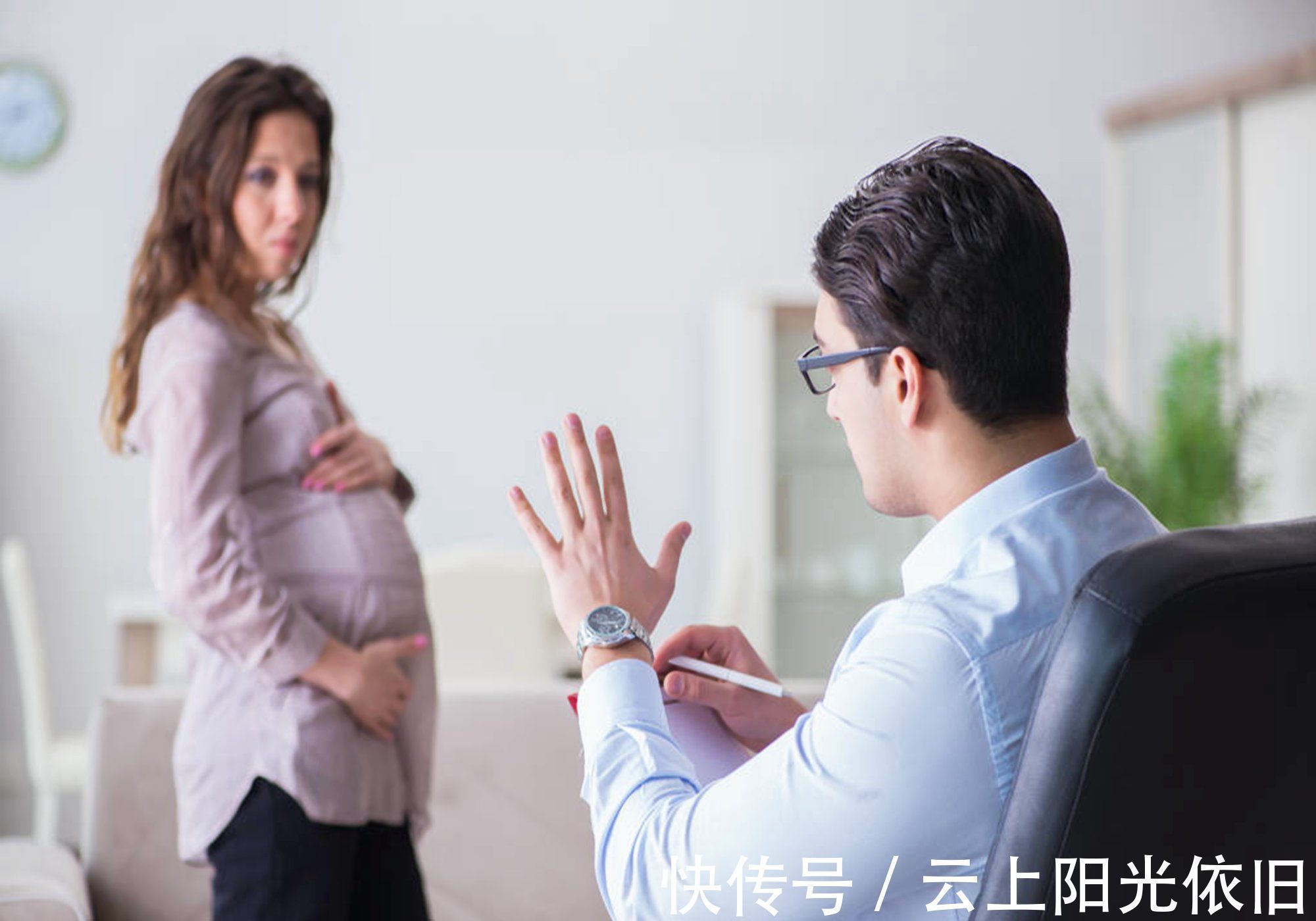 产妇|体验过一遭顺产分娩,才明白为何“产房无尊严”,咬着牙忍受