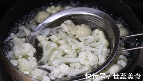 八角|花菜怎么做好吃?只要加了这味料,一上桌就被抢着吃,味道绝了!