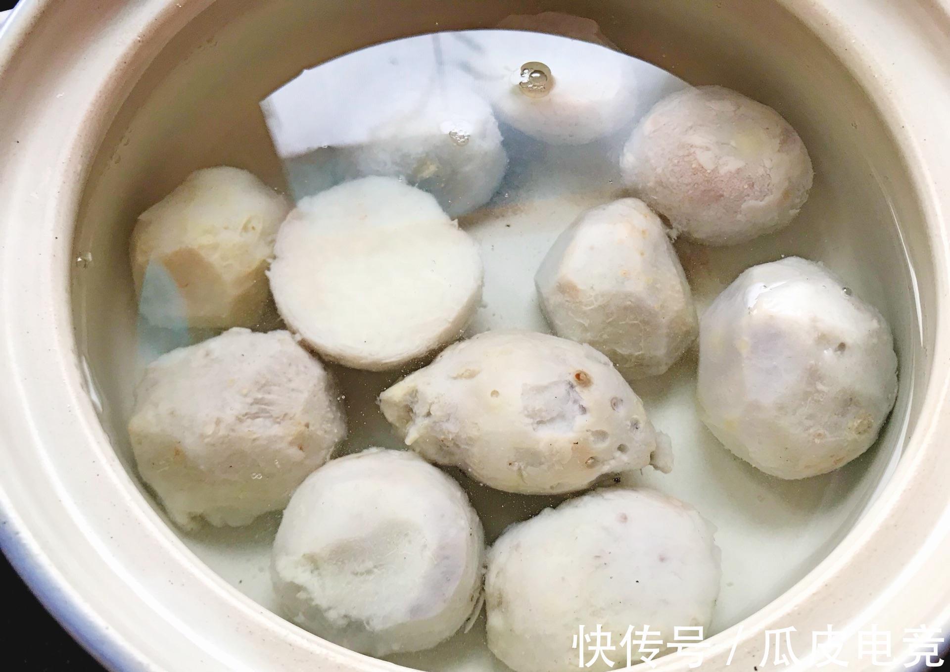 一碗香气四溢的桂花糖芋苗，柔滑香甜，养颜美味