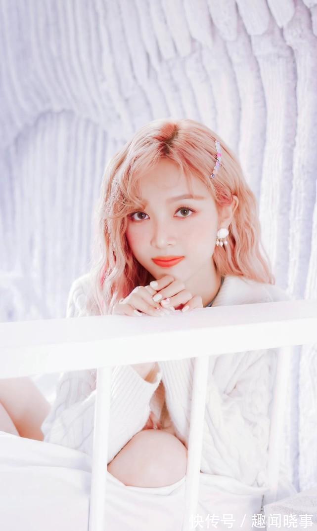 |吴宣仪机场同粉丝对话好搞笑,反矫情达人上线,性格真的很不错