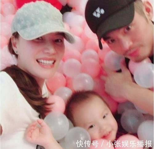 公式|林丹儿子“长腿”惹眼,3岁身高已到妈妈腰部,父母基因太优秀