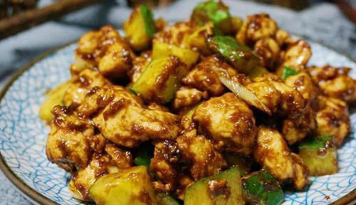  地区|美食优选：香菇油菜，霸王猪蹄，酱爆鸡丁，金针菇卷的做法