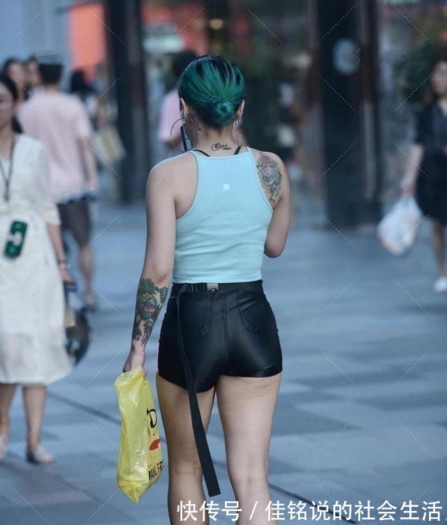 显瘦 光彩夺目的打底裤显瘦好搭配,美出了优雅感,清爽时髦!