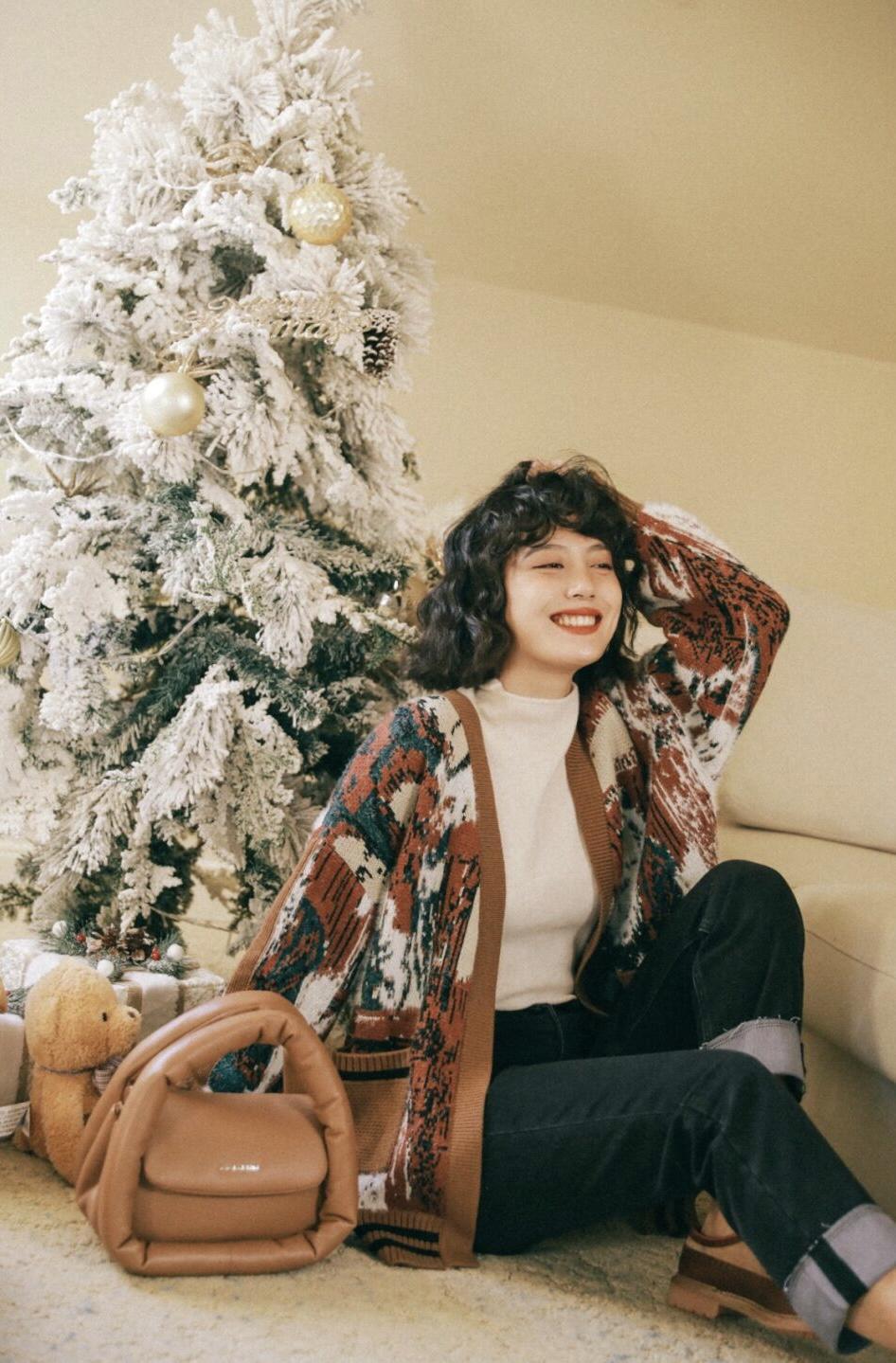 开衫 女人再不会打扮也别配“紧身衣”,毛衣才是最优雅,实用性极强