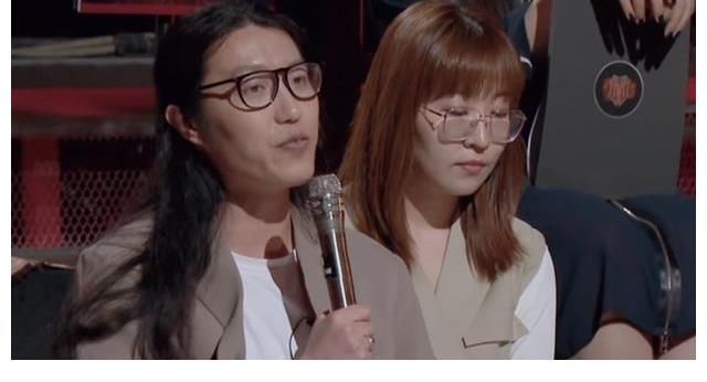 胡海泉|《披荊斬棘的哥哥》二公槽點(diǎn)多，專家團(tuán)又膈應(yīng)人，敖犬?dāng)」饴啡司?
onload=