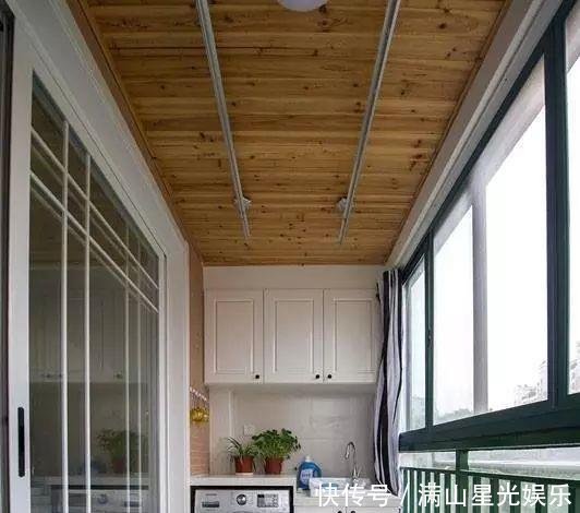 同样是一个阳台,别人家的阳台这样装,真是漂亮又实用