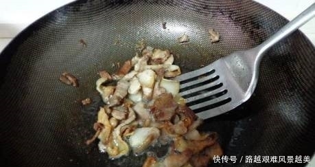 简单|农家小炒肉，简单好吃，用不了五分钟做好，进来看看吧！