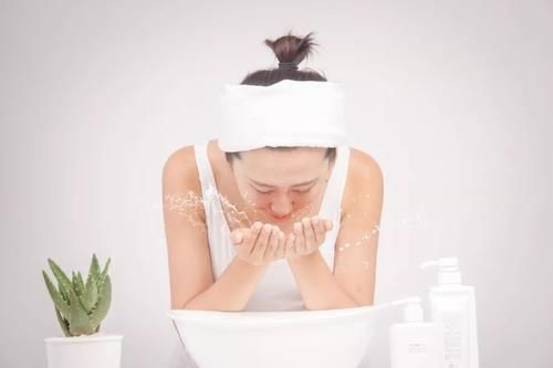 双眼皮术后护理，记住这4点！