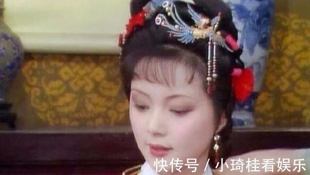 薛蟠#同样是送礼,林黛玉与薛宝钗的做法大不相同;难怪她更得人心!