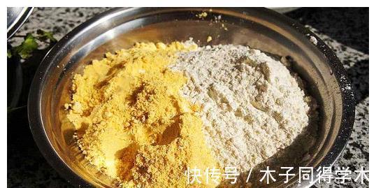 孩子|在家做玉米面窝窝头,做出来后金黄软嫩的色泽,孩子一个不够吃!