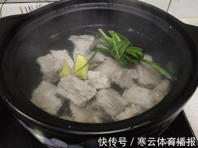 山药|要想煲出来的排骨汤好喝,关键在这2步,汤鲜味美一点也不油腻