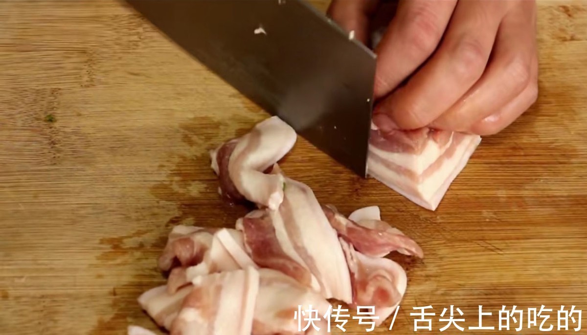 西兰花|西兰花最有营养的做法，加上它简单一炒，每次都吃不够，开胃解馋