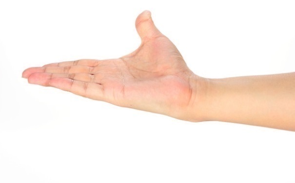 黑色食物|肾功能“不强”的男人，身体3处常会“汗如雨下”，希望你一个不占