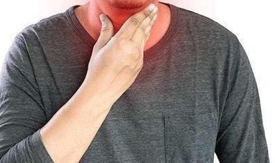 老钱|46岁男子戒烟一年后,查出肺癌,除了吸烟,1件事也是“帮凶”