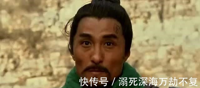 梁山用长枪的人很多,林冲和史进也是长枪武器,二人较量谁更厉害!