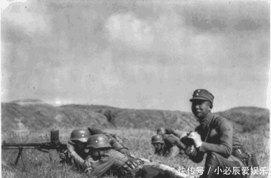 自称|师长自称佛教将军,要求官兵都摩顶当佛徒,佩戴“大慈大悲”胸章