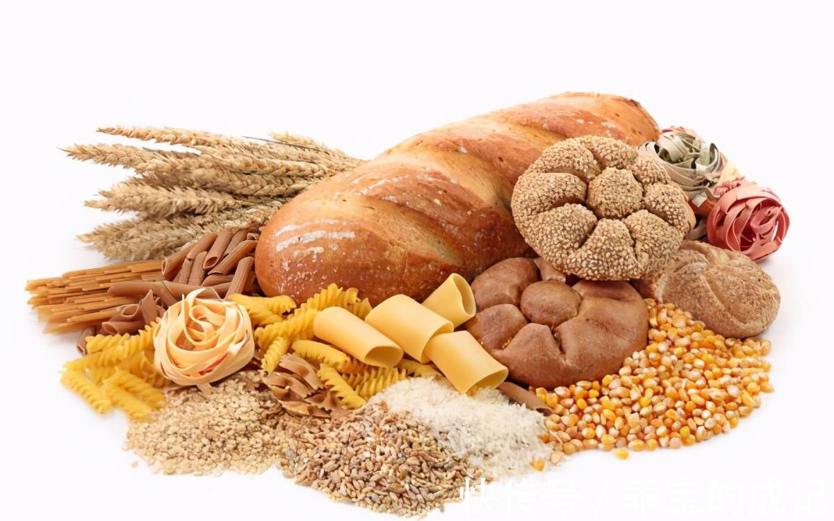 补充蛋白质|7月是孩子生长发育好时节,宝妈制作辅食要注意:有些食物不可吃