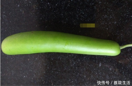 面团|这个包子没有肉却特别鲜，只用俩食材，一个负责香，一个负责鲜！