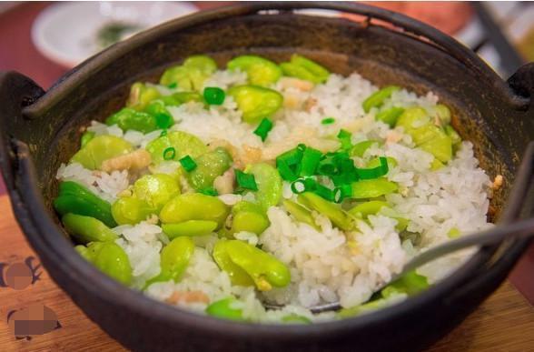 白米饭|煮米饭时加一物，堪比“天然泻药”，排体内黑臭宿便，瘦腿瘦肚子