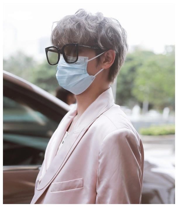 Into1刚出道就被曝瓜 卓伟亲自爆料刘宇 真是不让人省心