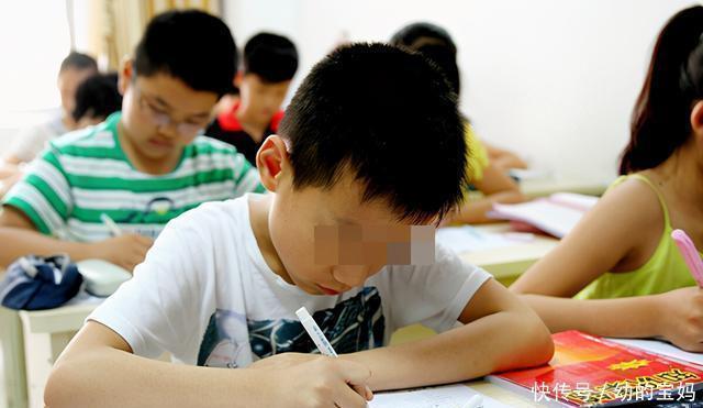 孩子|“学霸”孩子大多都有4个特征,偶尔贪玩也不要紧,你家娃占几条