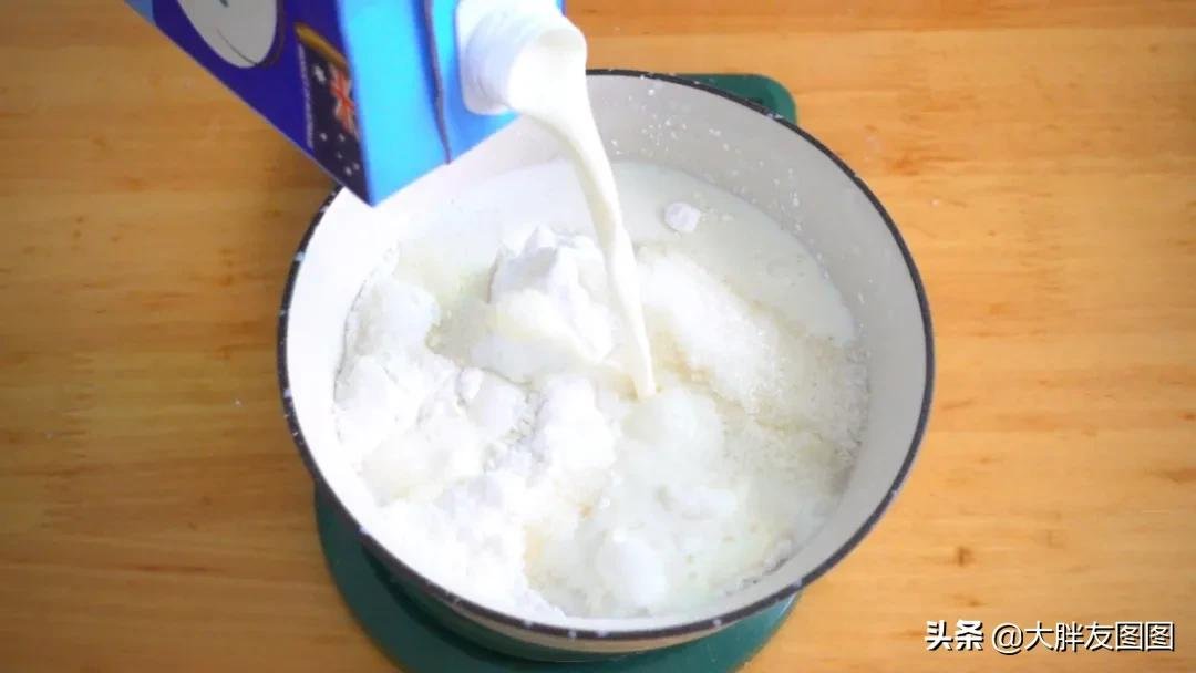 不用买了，酸奶麻薯自己做的方法，一咬就爆浆