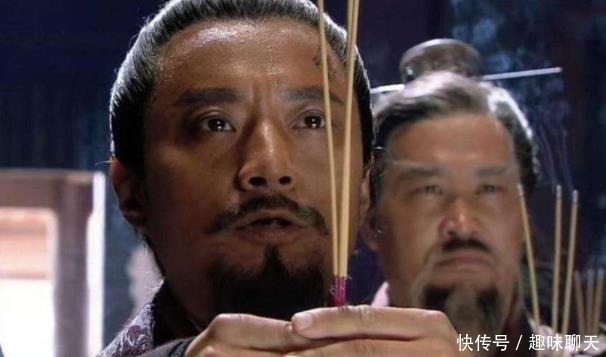 梁山@水浒中有两次“黑话问答”，看懂的人都沉默，看不懂的人却都大笑