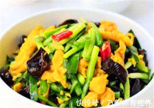 甜菜叶|人到中年想长寿,推荐吃4种食物,排出毒素,净化血液,延缓衰老