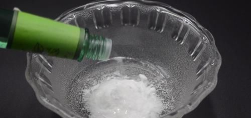 不管下水道有多臭,只需倒一碗它,异味和小飞虫全消失,太实用了