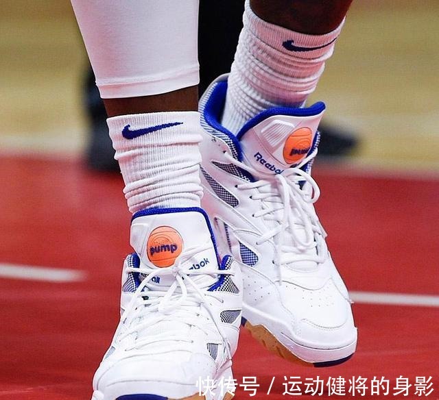 lebron|自带液晶屏的AJ就他有!敢叫板塔克的「新鞋王」太强了!