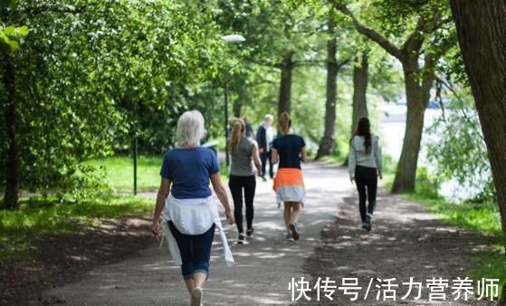 动脉血栓|老人每天走路遛弯就能长寿?比如走路,把握好这几点效果会更好