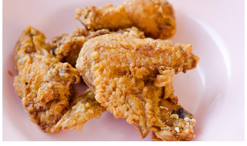 骨头|鸡蛋是骨质疏松“发物”？骨科主任：若想骨头强健，3物劝你少碰