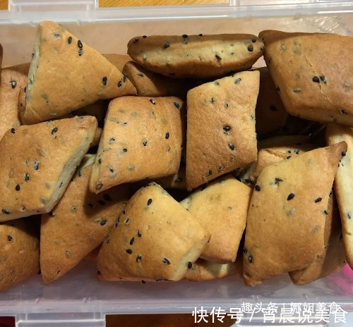 一个鸡蛋,一碗面粉,做孩子爱吃的小点心,酥脆香甜,上桌吃光