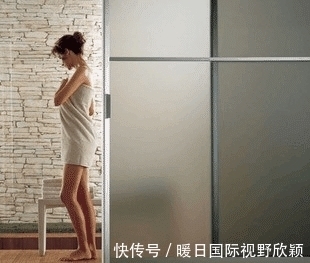 港式|越来越多人拆了洗手台, 卫生间学“港式设计”, 美观大方不占地儿