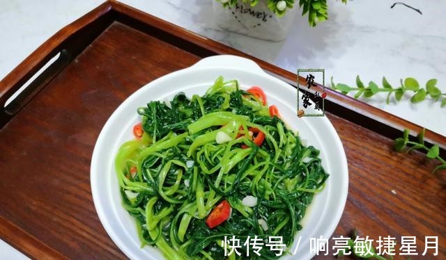 绿叶菜|别拿绿叶菜不当大餐,正当季虫害少,简单一炒碧绿脆嫩营养又好吃!