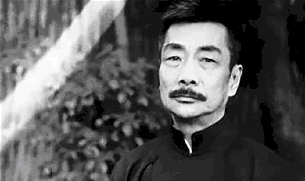 女人|鲁迅的两个女人:一个呼吸都是错的,另一个撒谎都显得尤为可爱