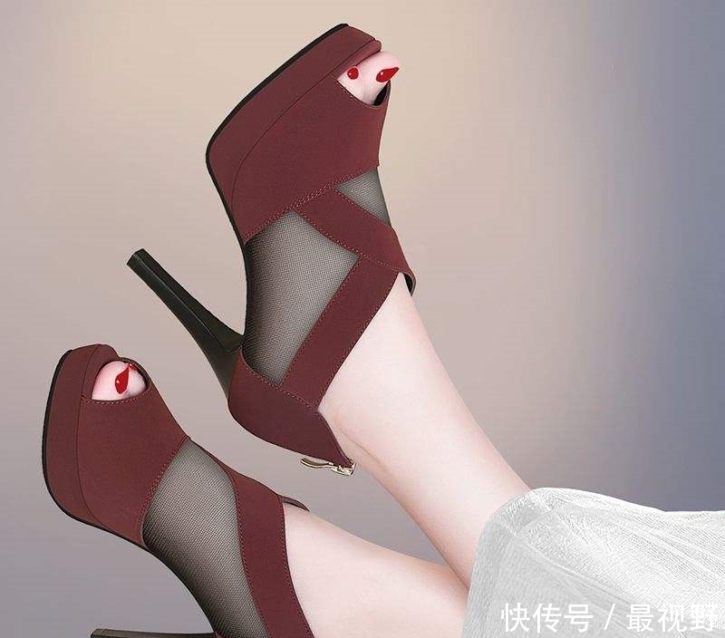 时尚|细跟鞋有着别样的美丽,让你瞬间拥有温婉的气质!